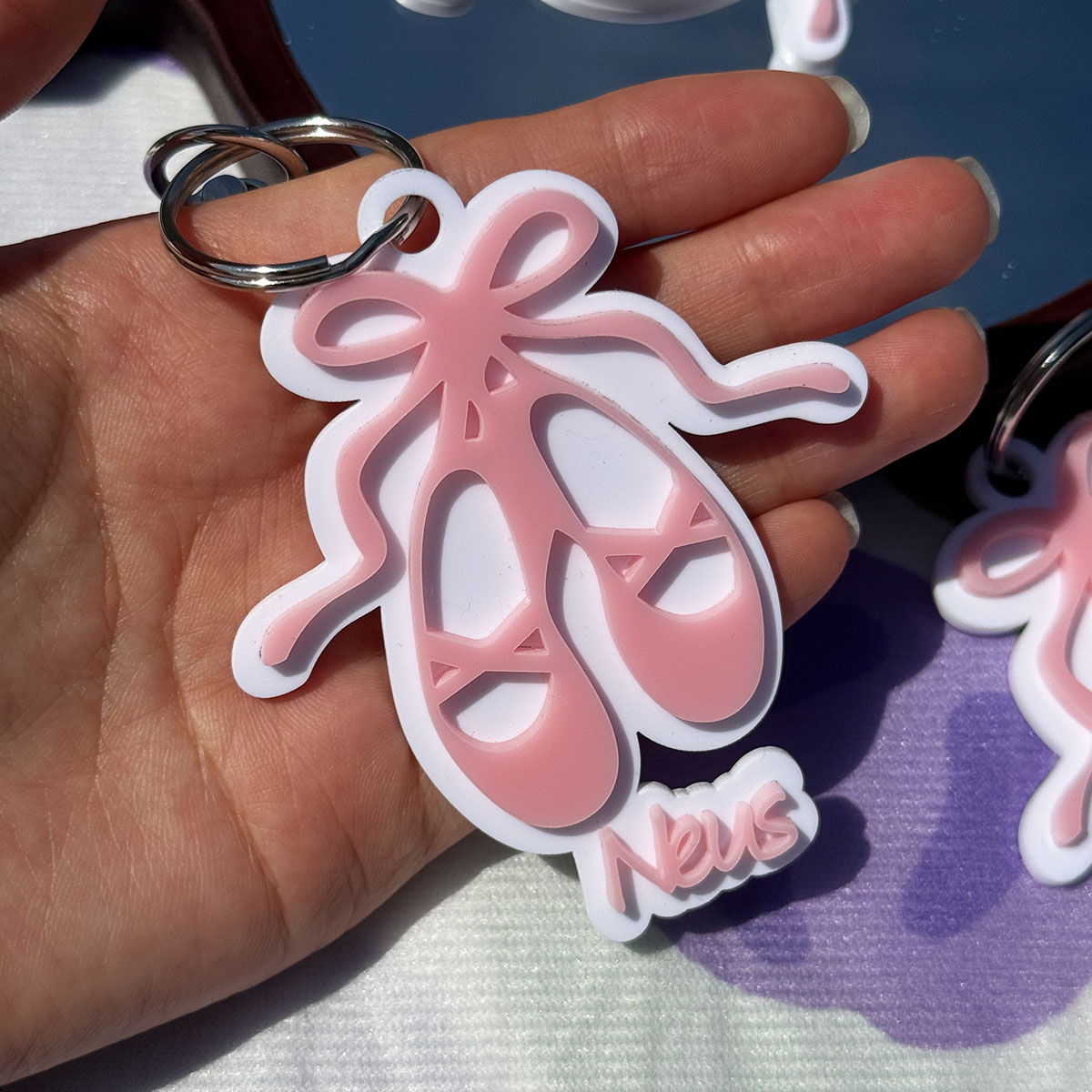 Custom Name Acrylic Keychain P - Men Shoes Name のレビューと価格