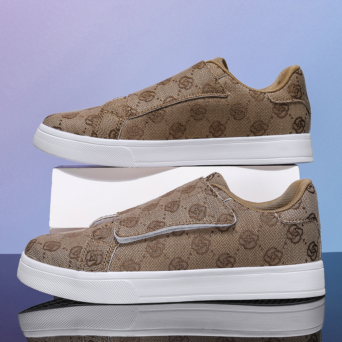 2026 New Men's Vintage Print V - Men'S Shoes With Velcro のレビューと価格